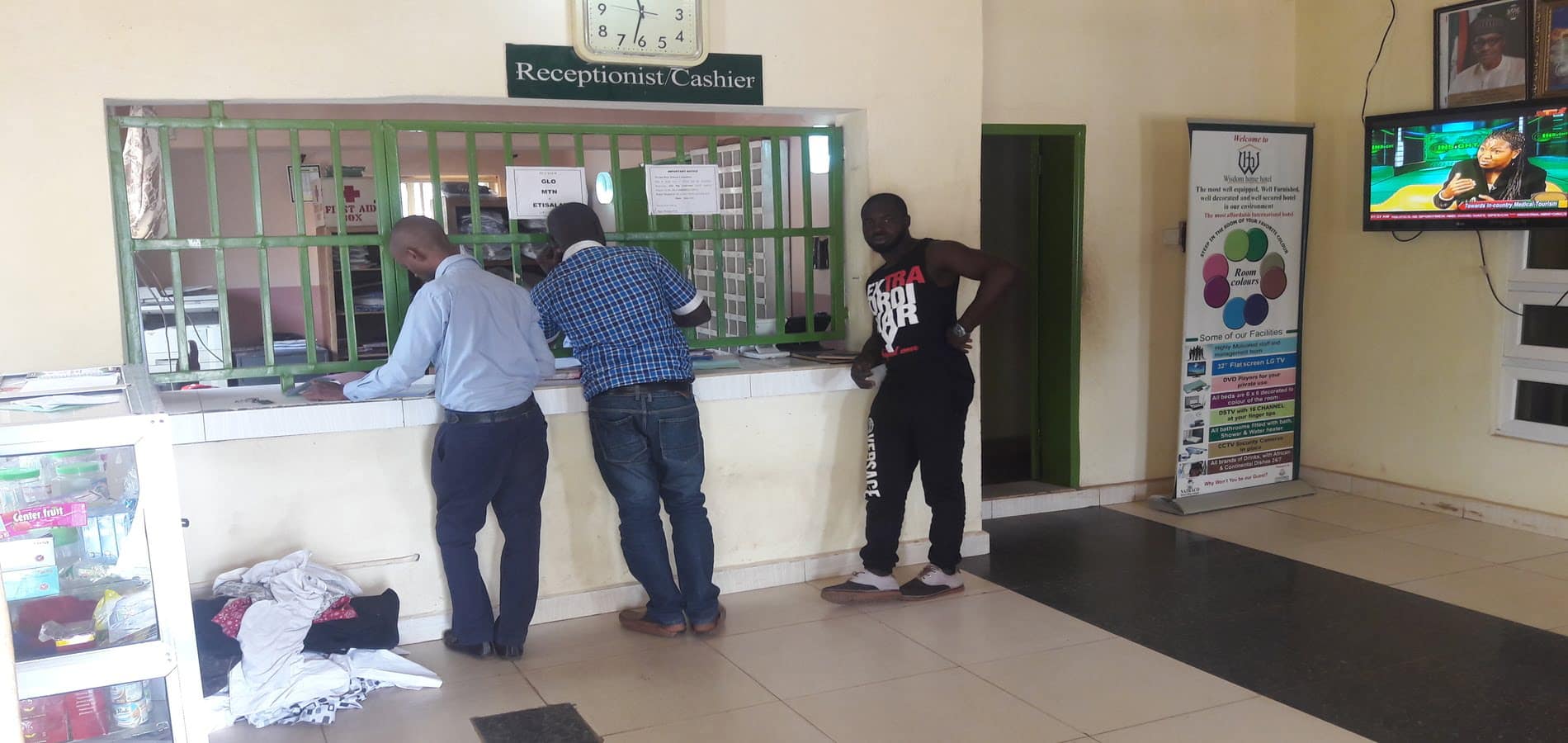 WHH Front Office2 scld WHH Front Office2 scld